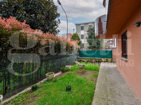 appartamento in vendita a Milano in zona Precotto
