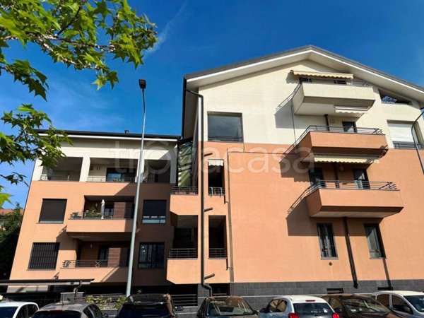 appartamento in vendita a Milano in zona Gratosoglio