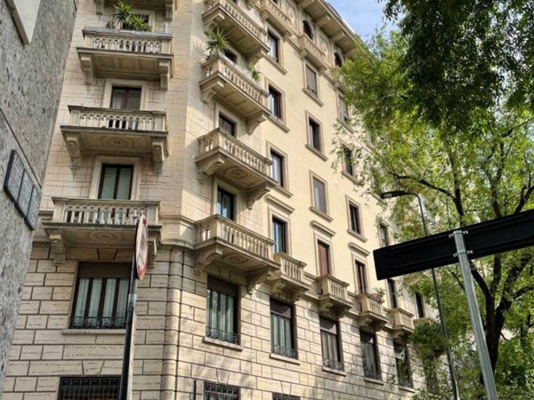 appartamento in vendita a Milano in zona Solari