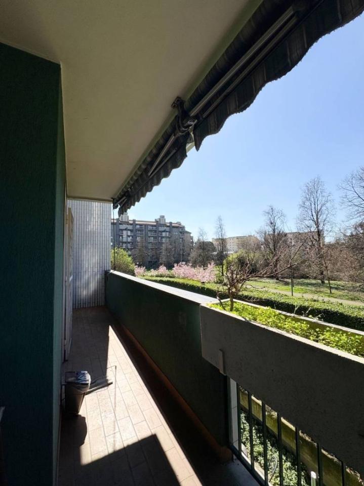 appartamento in vendita a Milano in zona Quarto Cagnino