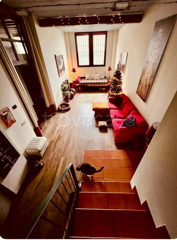 appartamento in vendita a Milano in zona Famagosta