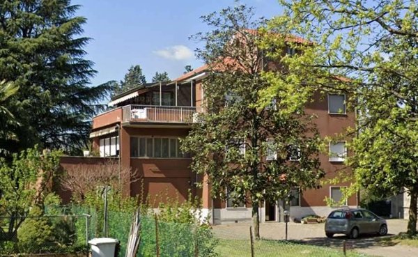 appartamento in vendita a Milano in zona Baggio
