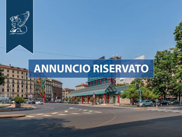 appartamento in vendita a Milano in zona Cadorna