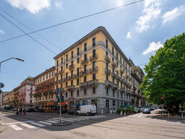 appartamento in vendita a Milano in zona Centro Direzionale