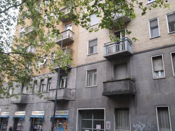 appartamento in vendita a Milano in zona Trenno