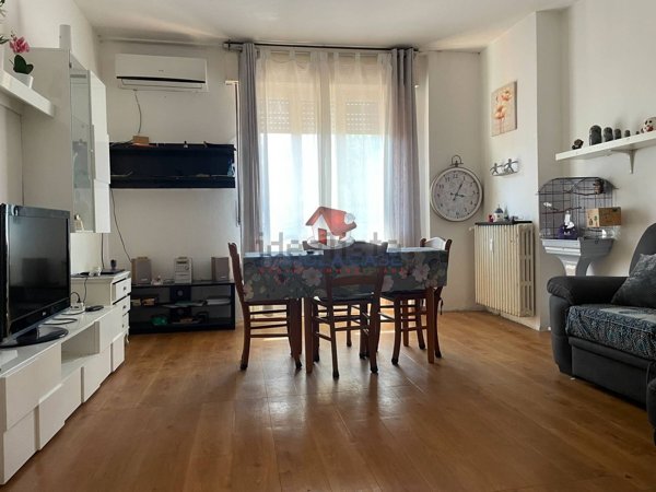 appartamento in vendita a Milano in zona Gallaratese