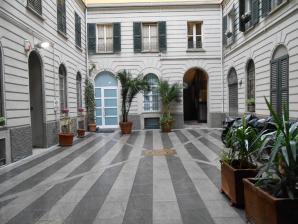 appartamento in vendita a Milano in zona Quinto Romano
