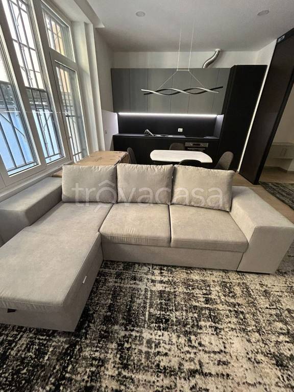 appartamento in vendita a Milano in zona Ponte Seveso
