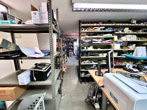 negozio in vendita a Milano
