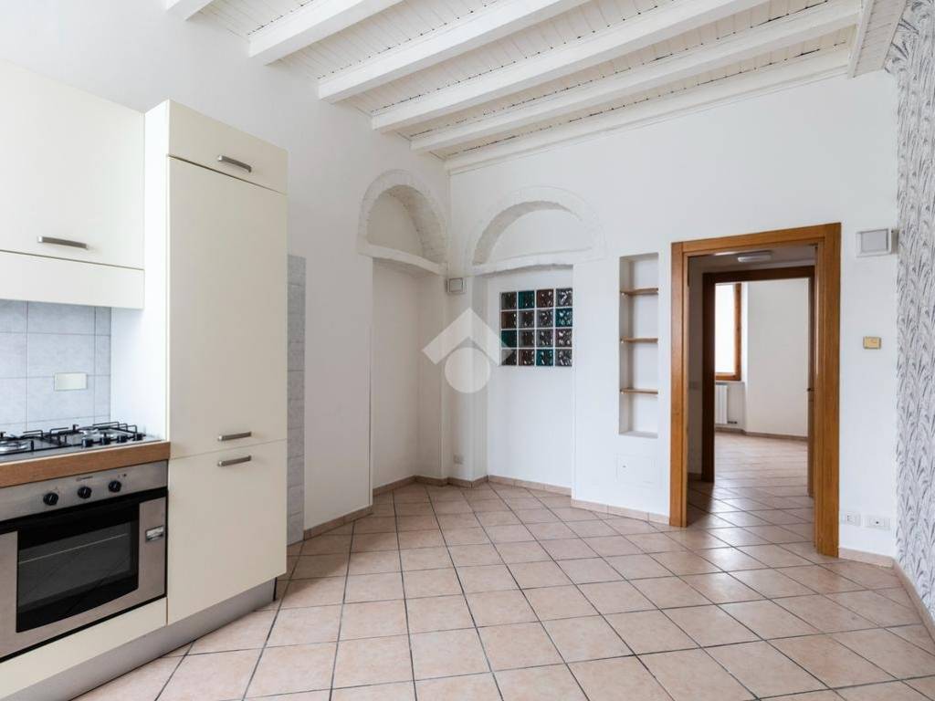 appartamento in vendita a Milano in zona Loreto