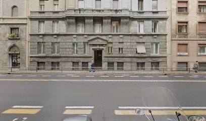 appartamento in vendita a Milano in zona Guastalla