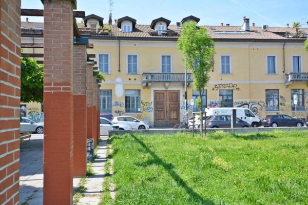 appartamento in vendita a Milano in zona Porta Genova