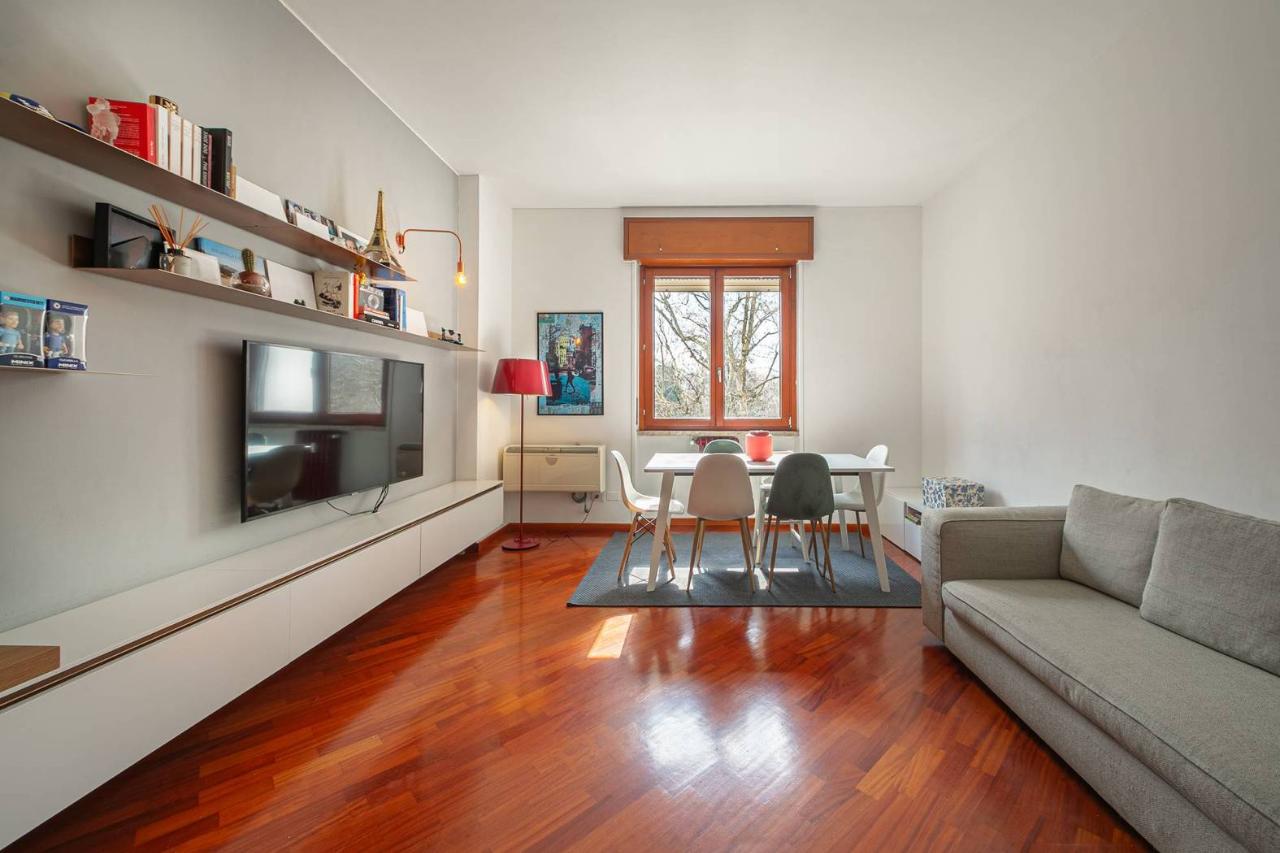 appartamento in vendita a Milano in zona Cagnola
