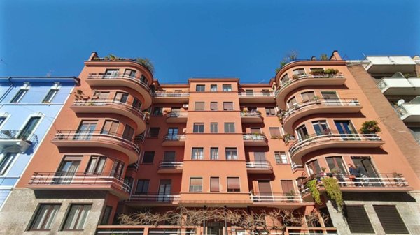 appartamento in vendita a Milano in zona Casoretto