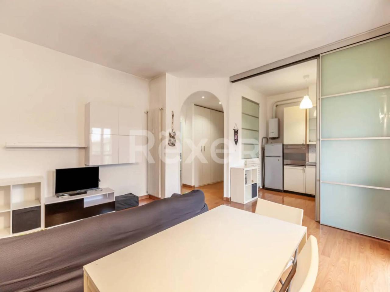 appartamento in vendita a Milano in zona Lorenteggio