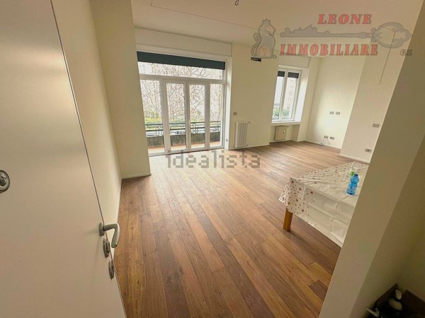 appartamento in vendita a Milano in zona Isola