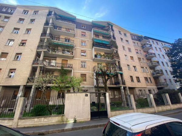 appartamento in vendita a Milano in zona Sempione