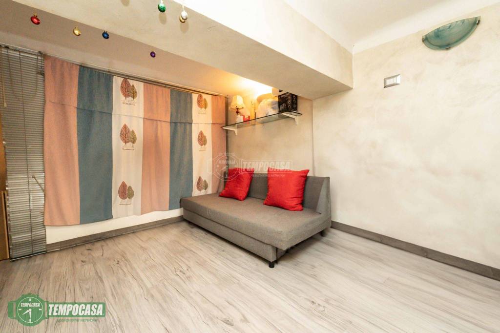 appartamento in vendita a Milano in zona Crescenzago