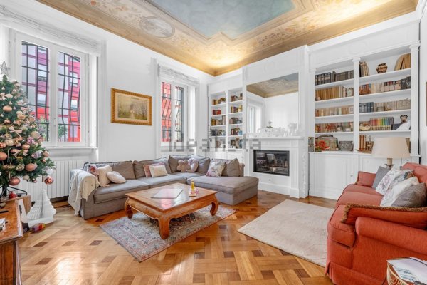 casa indipendente in vendita a Milano