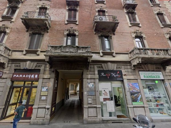 appartamento in vendita a Milano in zona Isola