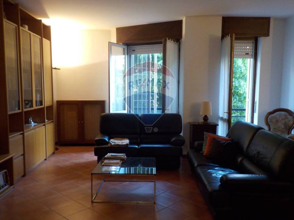 appartamento in vendita a Milano in zona Famagosta