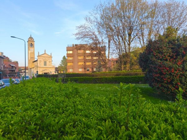appartamento in vendita a Milano in zona Vigentino
