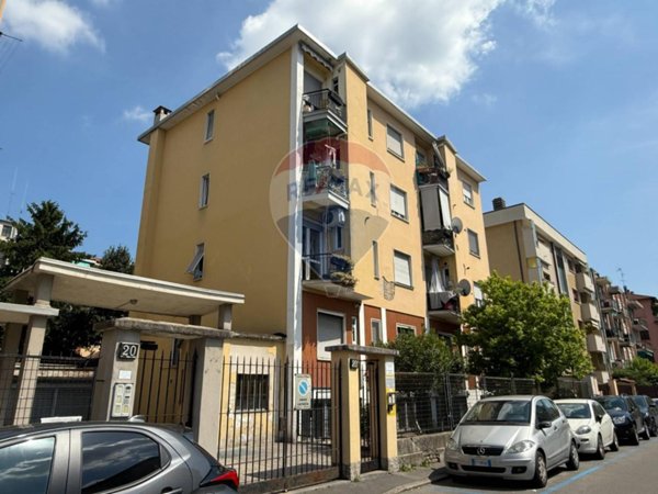 appartamento in vendita a Milano in zona Affori