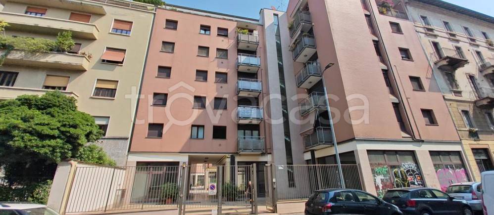 appartamento in vendita a Milano in zona Piazzale Lodi