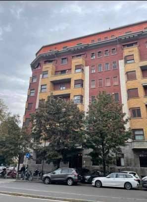 appartamento in vendita a Milano in zona Solari