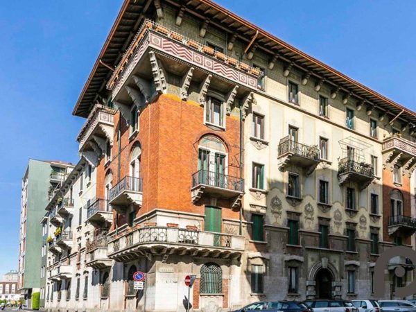 appartamento in vendita a Milano in zona Guastalla
