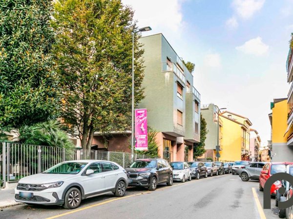 appartamento in vendita a Milano in zona Solari