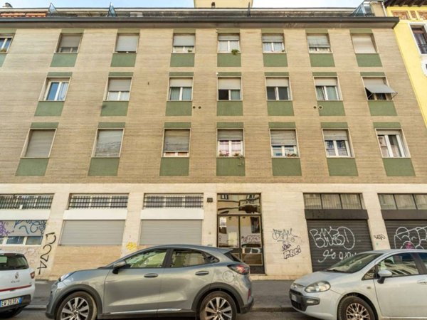 appartamento in vendita a Milano in zona Chiesa Rossa