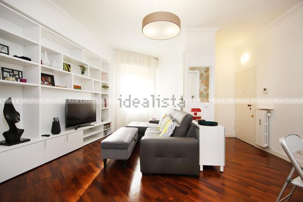 appartamento in vendita a Milano in zona Isola