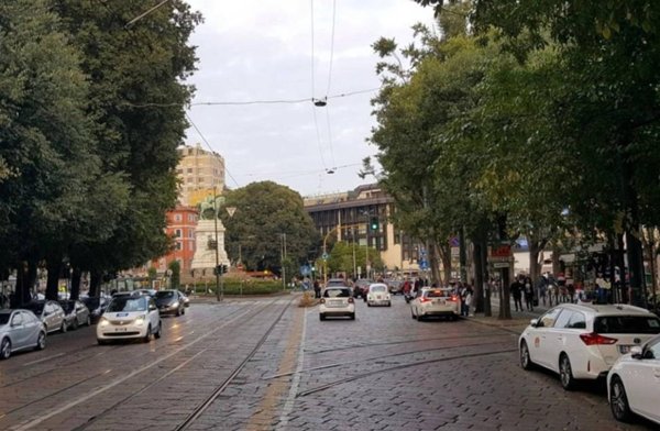 appartamento in vendita a Milano in zona Cadorna