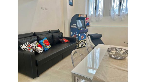 appartamento in vendita a Milano in zona XXII Marzo