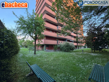 appartamento in vendita a Milano in zona Bocconi