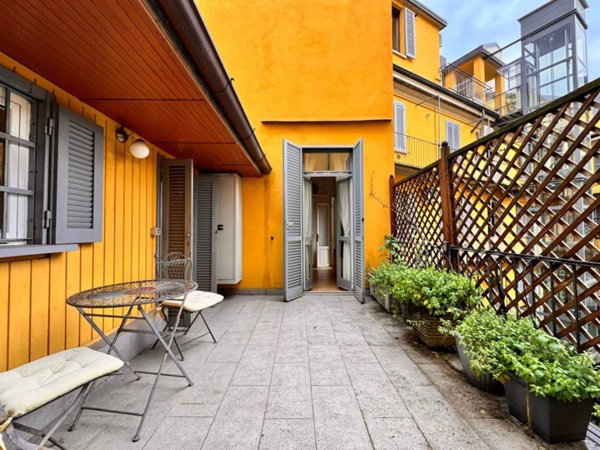 appartamento in vendita a Milano in zona Porta Garibaldi