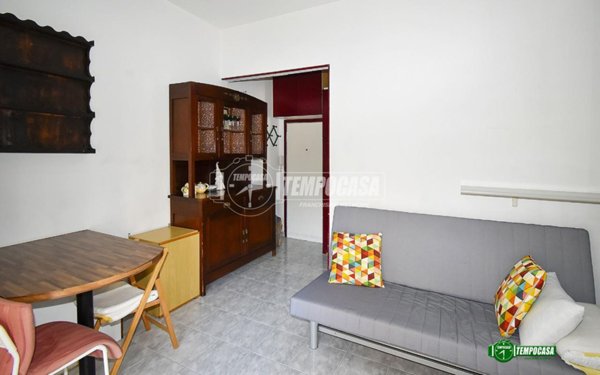 appartamento in vendita a Milano in zona Famagosta