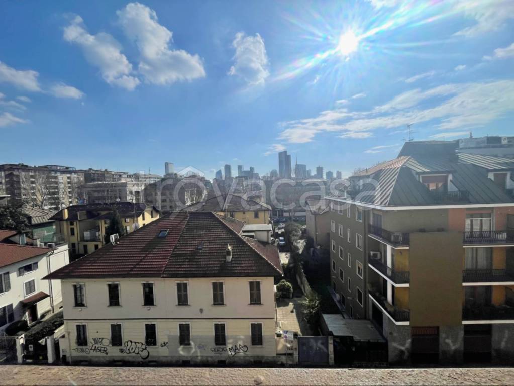 appartamento in vendita a Milano in zona Maggiolina