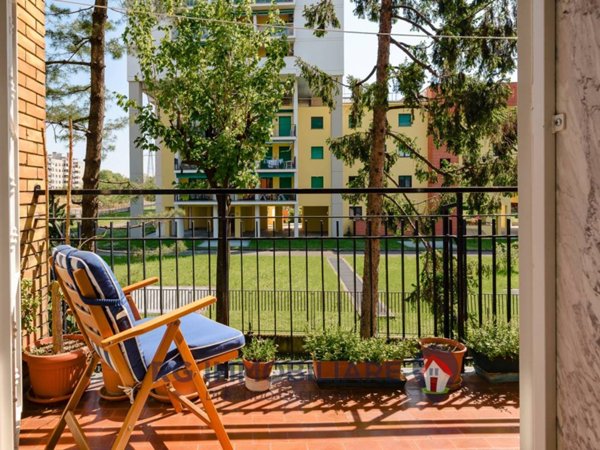 appartamento in vendita a Milano in zona Adriano