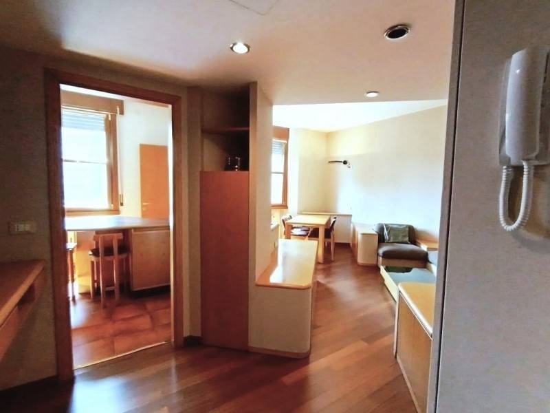 appartamento in vendita a Milano in zona Porta Garibaldi