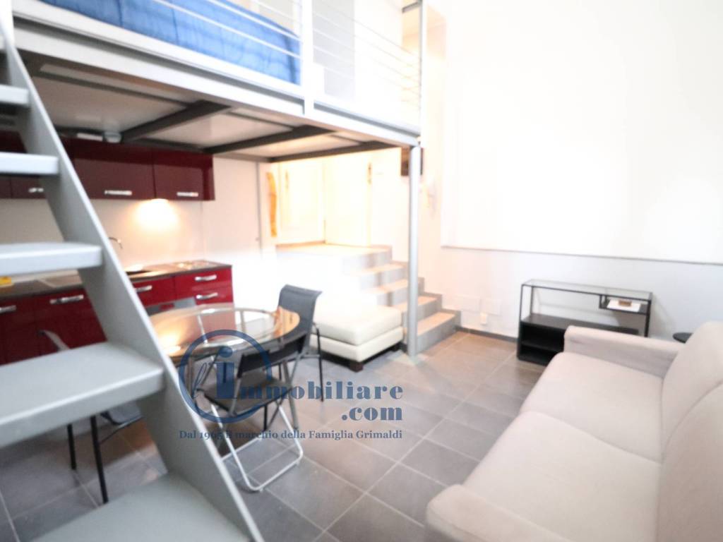 appartamento in vendita a Milano in zona Ronchetto sul Naviglio