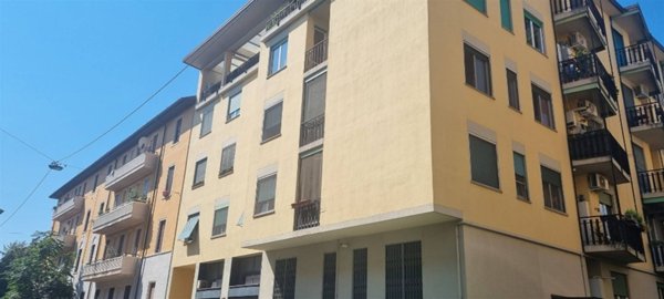 appartamento in vendita a Milano in zona Chiesa Rossa