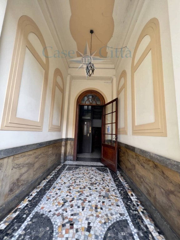 appartamento in vendita a Milano in zona Feltre
