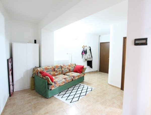 appartamento in vendita a Milano in zona Barona