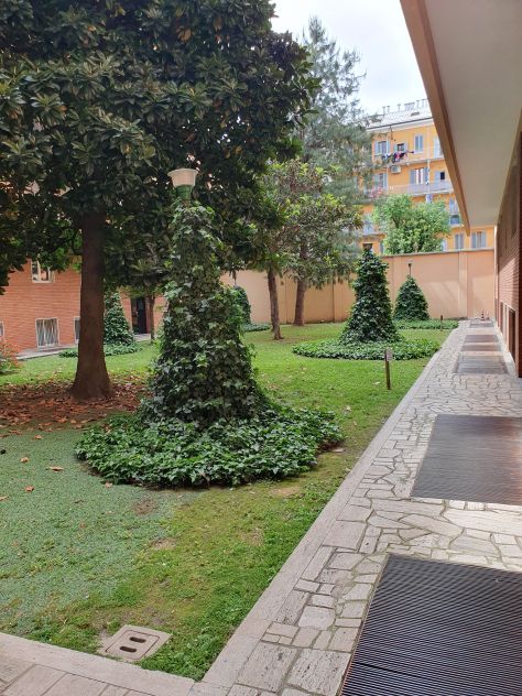 appartamento in vendita a Milano in zona Rogoredo