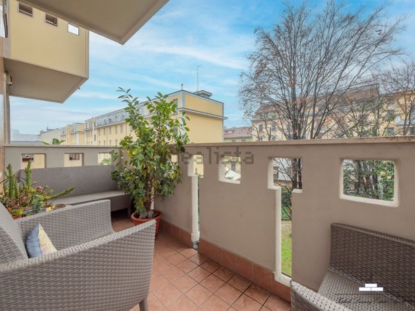 appartamento in vendita a Milano in zona Piazzale Lodi