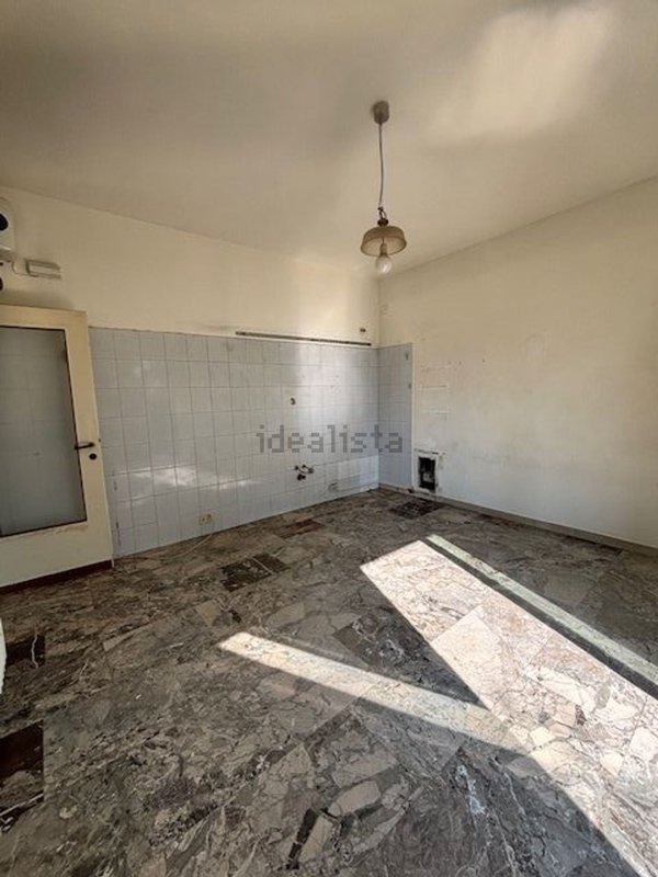 appartamento in vendita a Milano in zona Famagosta