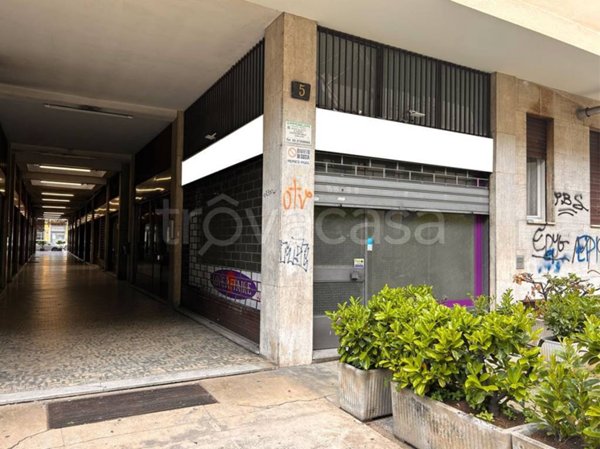 negozio in vendita a Milano in zona Loreto