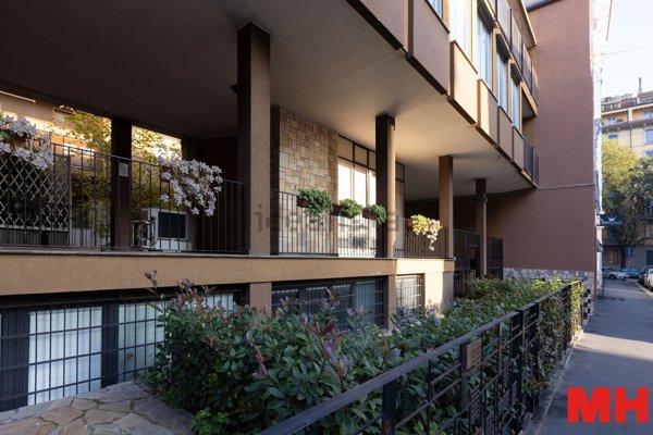 appartamento in vendita a Milano in zona Sempione